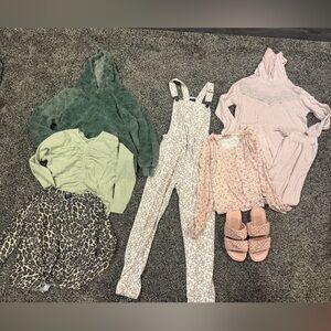 Stylish Kids Clothing Bundle with Pink Sandals